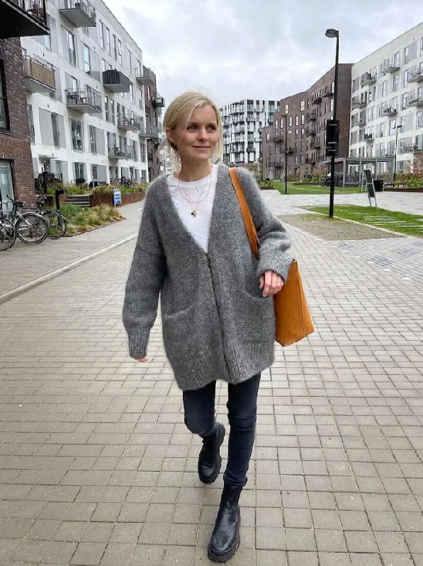 Zipper Jacket by PetiteKnit, No 20 + Silk mohair kit Refined Women's Hand - crafted Zipper Jacket by PetiteKnit, No 20 + Silk mohair kit Refined Women's Hand - crafted