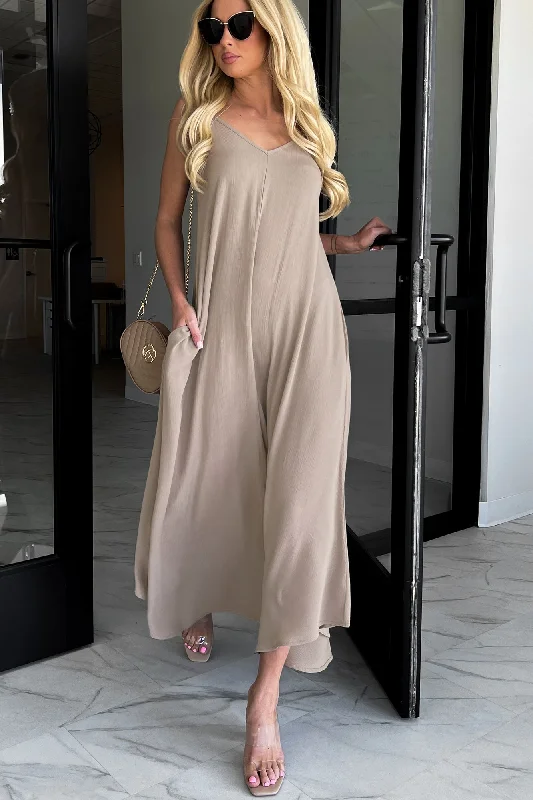 Desert Skies Crinkle Woven Cami Maxi Dress (Ash Mocha) Relaxed Women's Beachy
