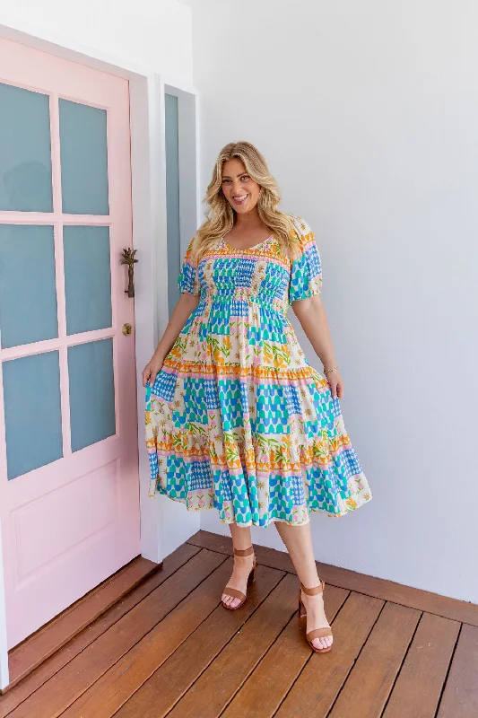 Peri Midi Dress in Patch Garden Refined Women's Velvet