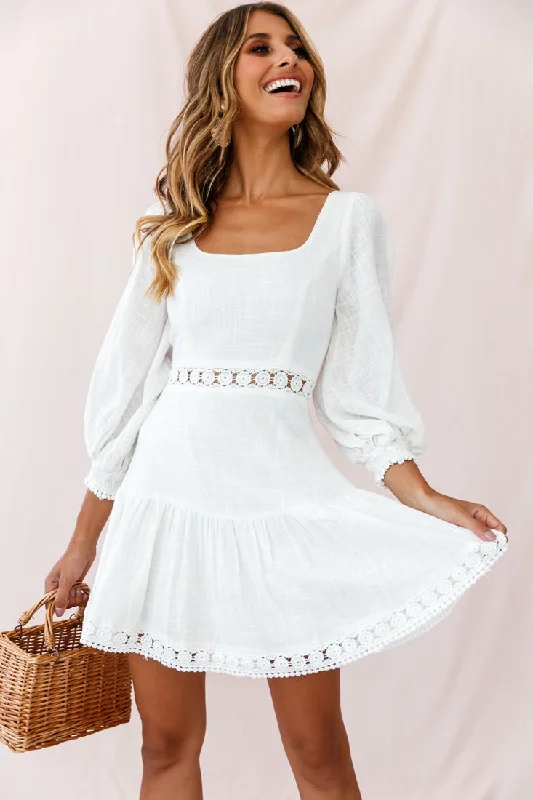 Sweetheart Corset-Back Lantern Sleeve Dress White Compression