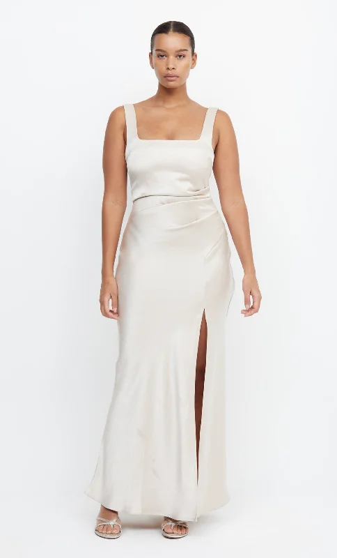 THE DREAMER SQUARE NECK DRESS  - SAND performance