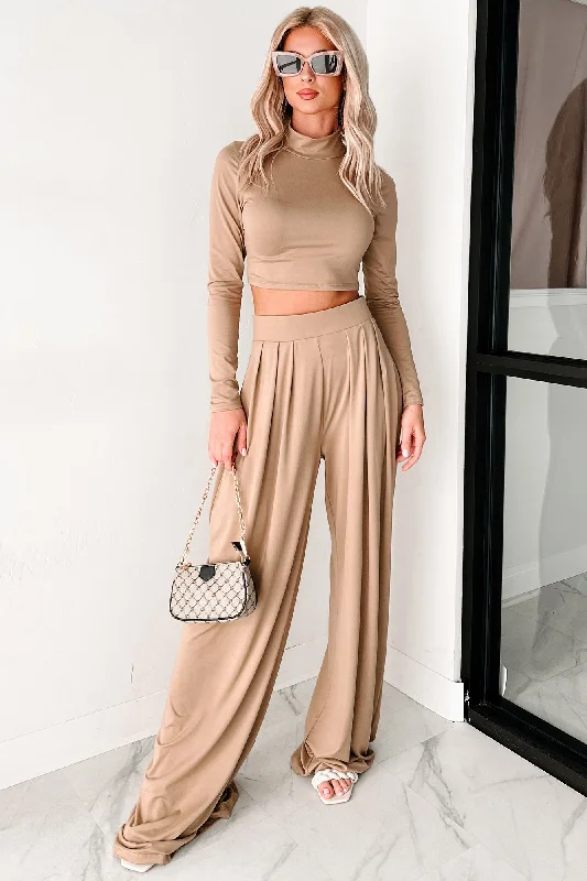 Faded Dreams Long Sleeve Crop Top & Pant Set (Khaki Dark)