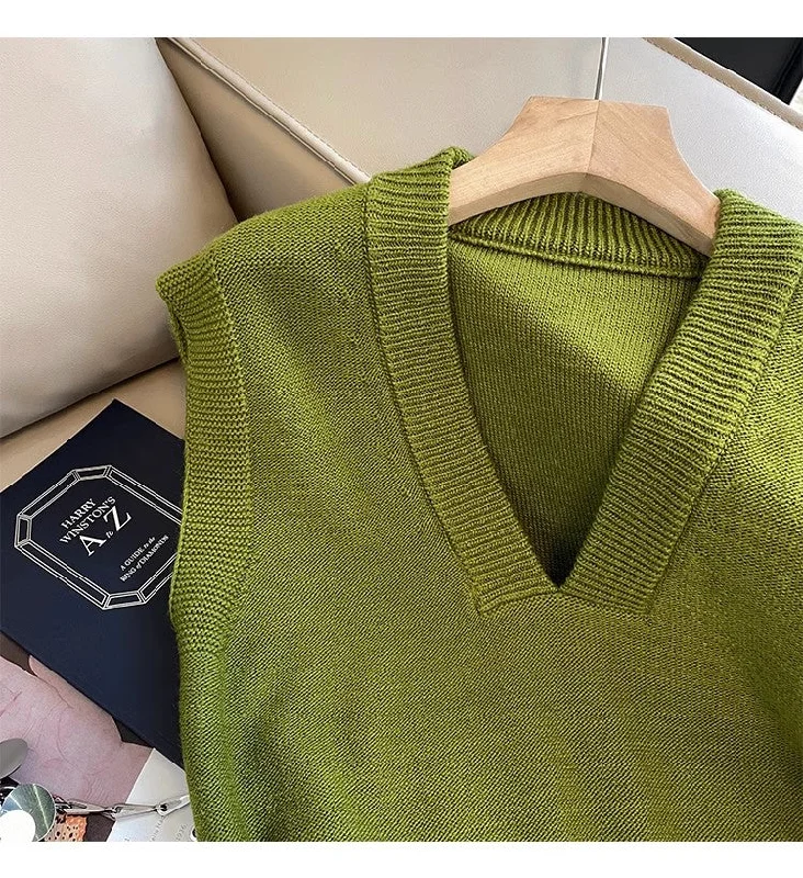 New V-neck knitted vest for women outer sleeveless vest top vest S5016 Sophisticated Women's New V-neck knitted vest for women outer sleeveless vest top vest S5016 Sophisticated Women's