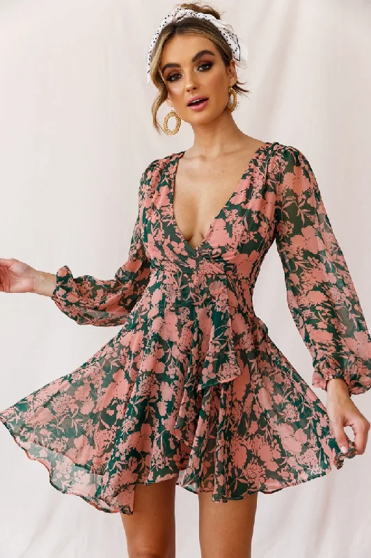 Wisteria Lane Long Sleeve Tea Dress Forest Green Confident Women's High - fashion