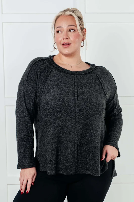 Simple Silhouette Brushed Hacci Sweater in Black Disco