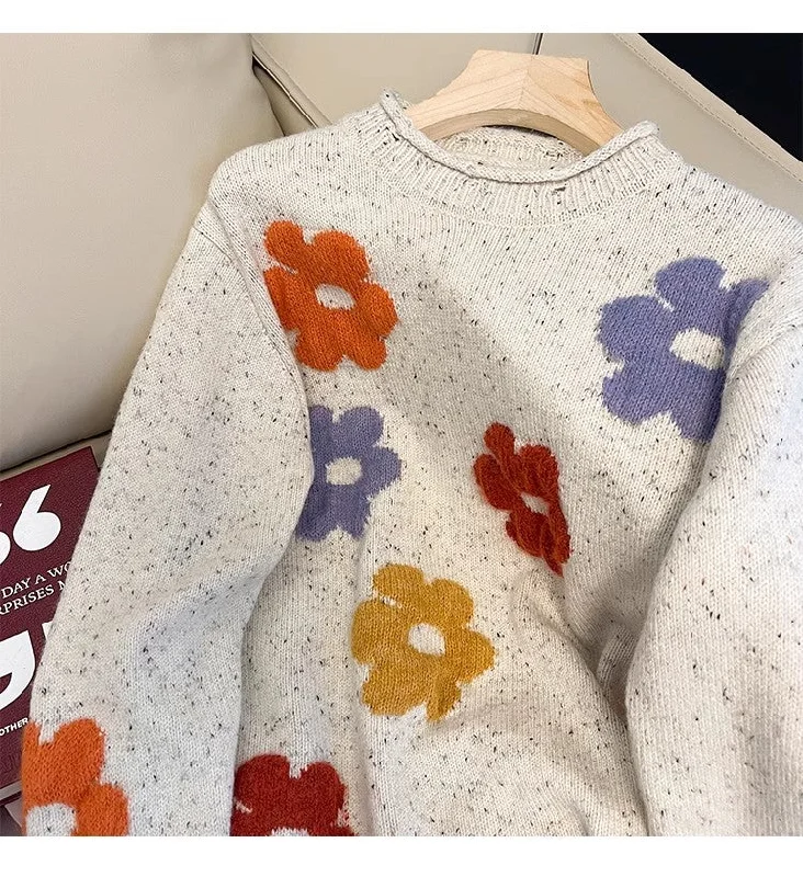 Sweet flower embroidered round neck sweater jacket for women    S4917 Scandinavian