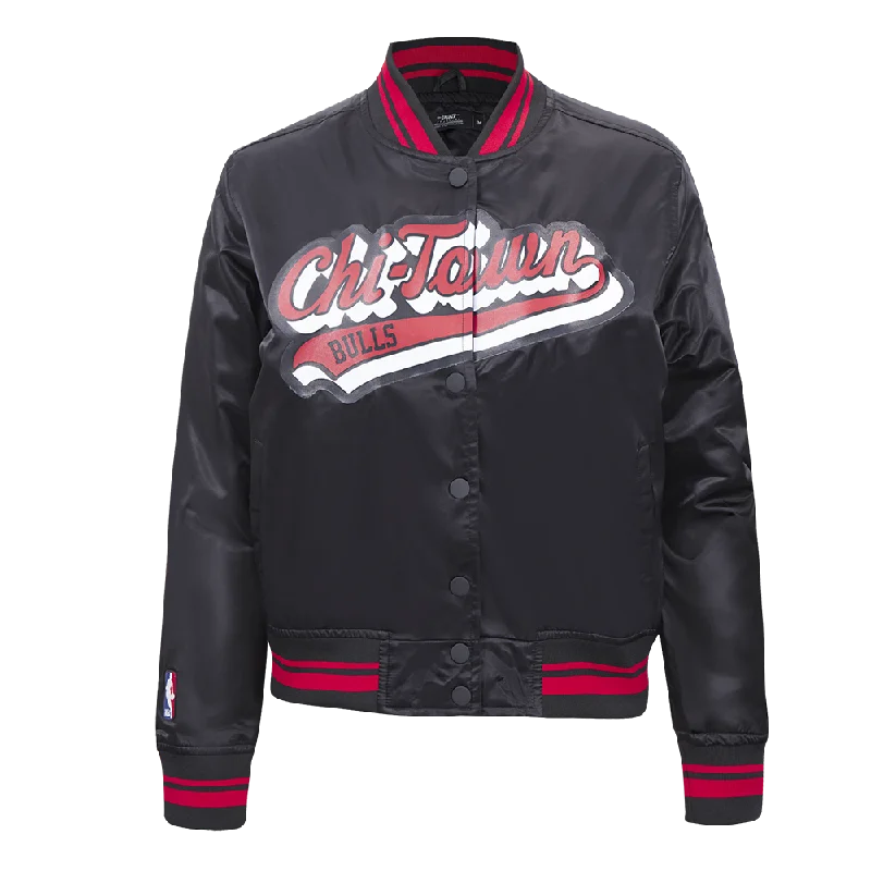 NBA CHICAGO BULLS SCRIPT TAIL WOMEN'S RIB SATIN JACKET (BLACK/RED/BLACK)