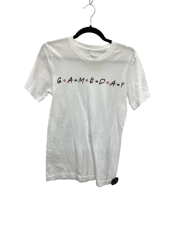 Top Short Sleeve Basic By Clothes Mentor In White, Size: S Laid - back Women's Vibe