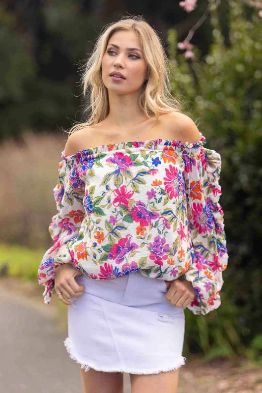 Cynthia Top Laid - back Women's Style