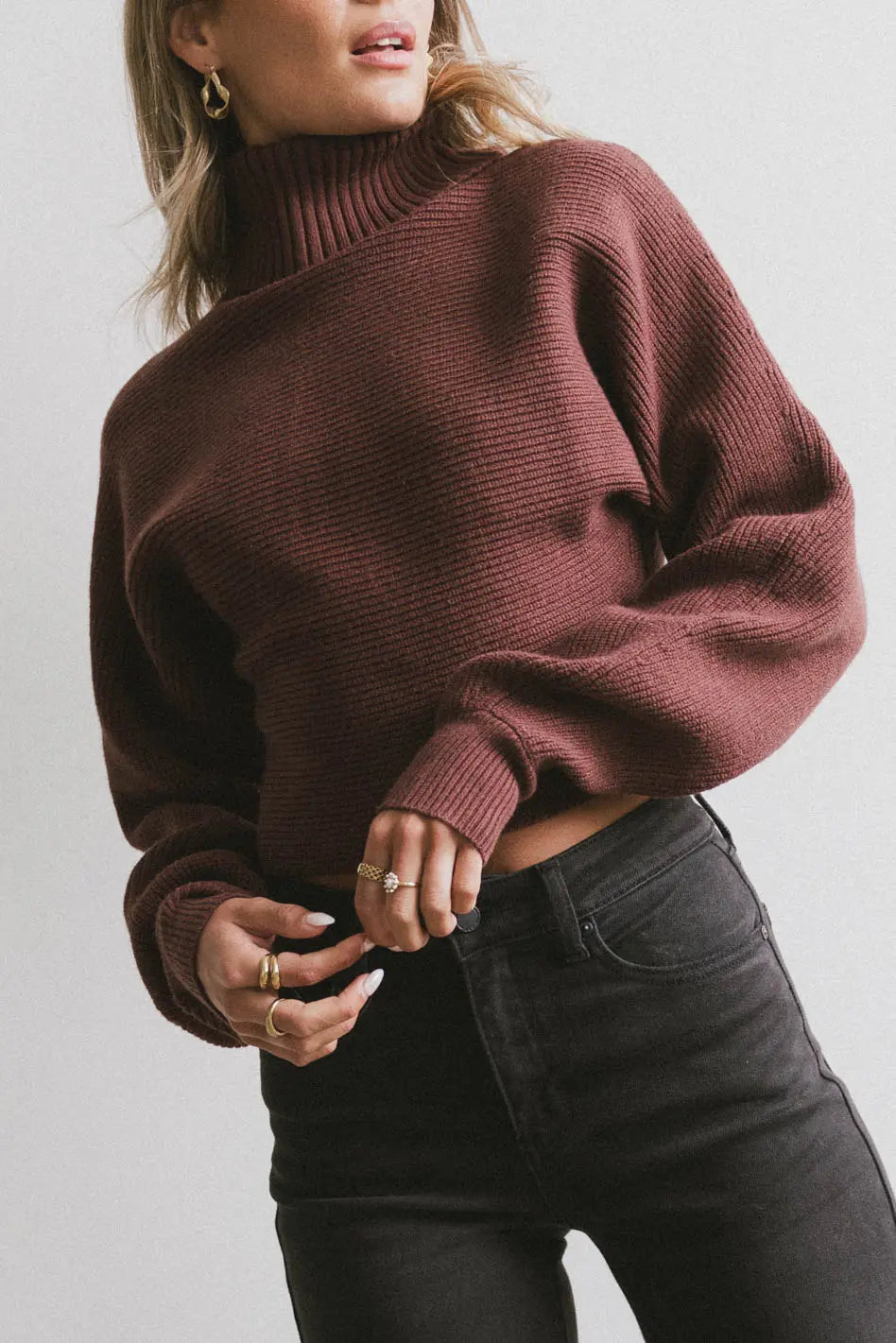 Gracelyn Turtleneck Sweater in Redbrown Artistic Women's Hand - painted
