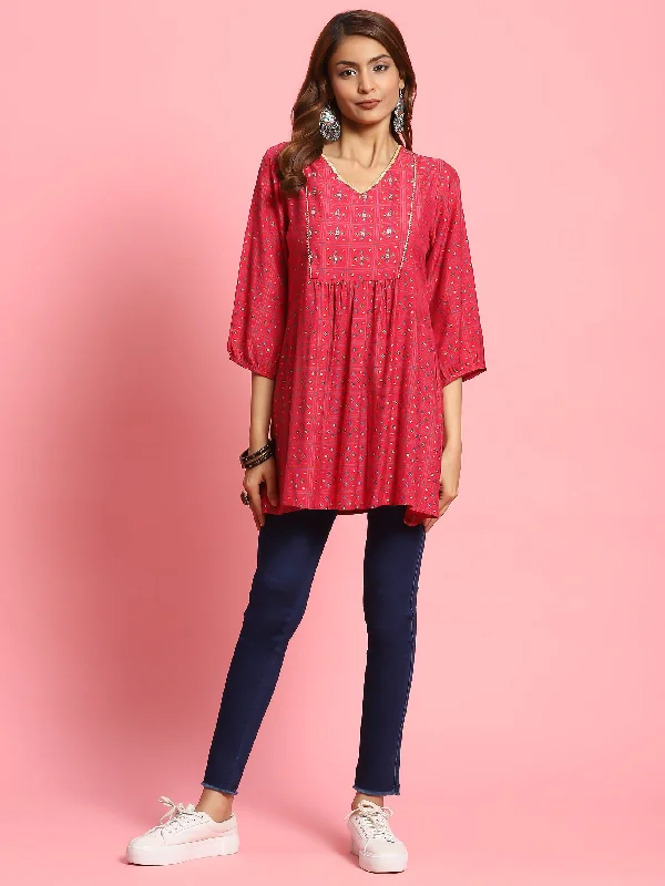 Women Fuchsia Geometric Printed Tunic performance