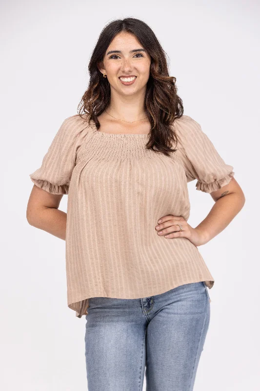 Feel The Energy Women's Striped Smocked Short Puff Sleeve Top Trendy Women's 